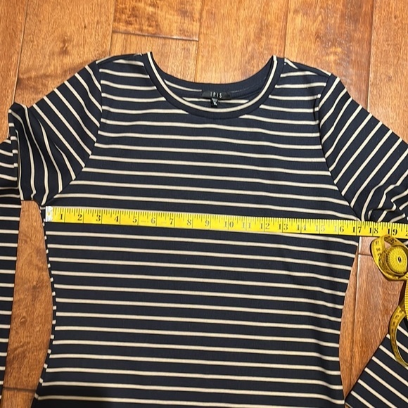 NWOT  IRIS black and cream Stripes size XL body cone stretch dress - Picture 10 of 11